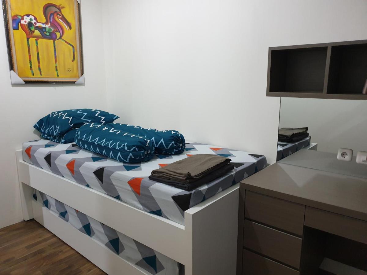 Apartemen Grand Sungkono Lagoon Venetian. Surabaya Exterior photo